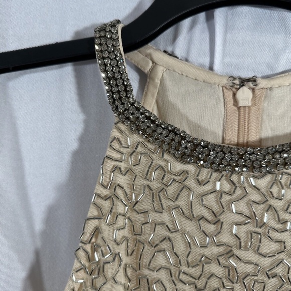 NWT $498 Mac Duggal [ 2 ] Bugle Bead Halter Body-Con Gown in‎ Nude Silver - Picture 10 of 15